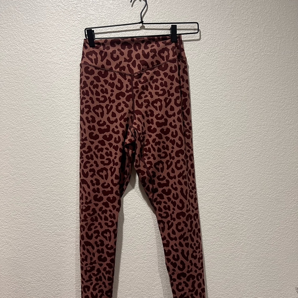 Balance Collection Brown Leopard Print Leggings